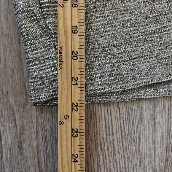 NWT Torrid Mini Foil Knit Tulip Skirt with Ruching in Silver Size 10 - Picture 6 of 11